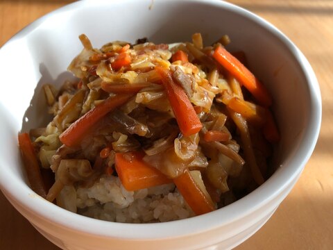 短時間でぱぱっと！肉野菜丼